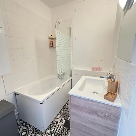 Appart Ensoleille A Boulogne Billancourt Exterior photo